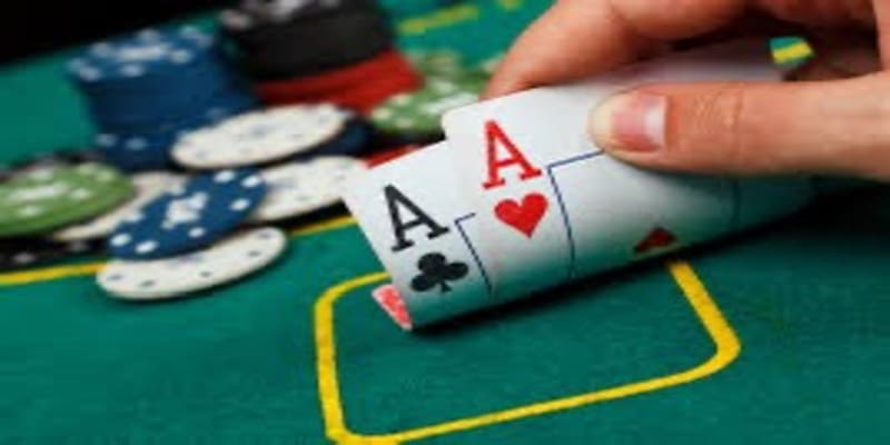 Chia sẻ bí kíp chơi Poker hiệu quả tại J88.